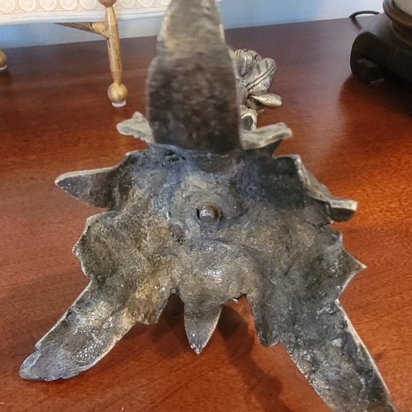 Art Nouveau Floral Vine Antique Bronze Spelter Candlesticks - Picture 9 of 9